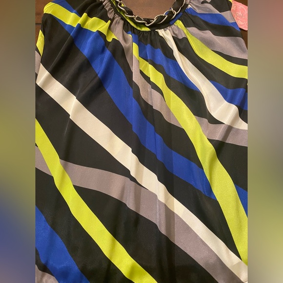 Halter top size medium NWT Fleurish - Picture 6 of 7